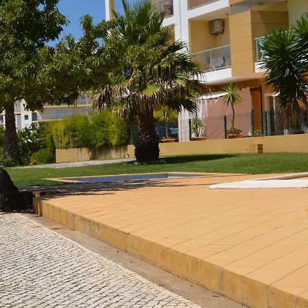 Arade Apartmán *