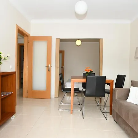 Apartment Arade
